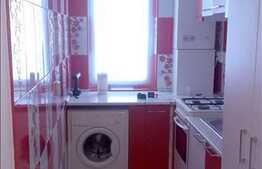 Apartament cu 3 camere de inchiriat, 46 mp utili, zona P-ta Flora