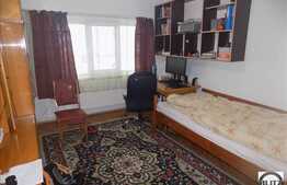 Apartament de vanzare, 2 camere, 56 mp, etaj intermediar, zona restaurant Regal!