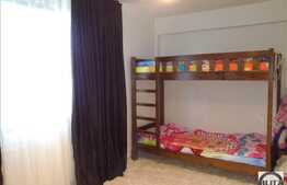 Apartament de vanzare, 3 camere, 63 mp, parcare, terasa de 45 mp, zona Europa!