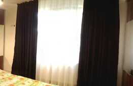 Apartament de vanzare, 3 camere, 63 mp, parcare, terasa de 45 mp, zona Europa!