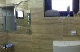 Apartament de vanzare, 3 camere, 63 mp, parcare, terasa de 45 mp, zona Europa!