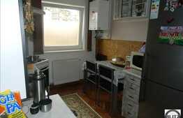 Vanzare 1 camera, 35 mp utili, balcon, decomandat! Zona Florilor! Cu parcare!