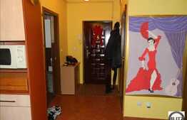 De vanzare 3 camere, 57 mp, 2 balcoane, zona Sub Cetate! Parcare inclusa!