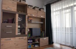 Apartament 3 camere, 54 mp, zona Oasului