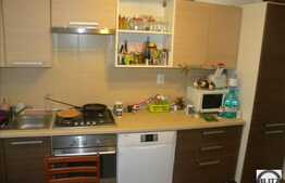 De vanzare 2 camere, 55 mp, decomandat, zona Piata Floresti, parcare inclusa!