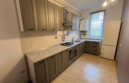 Apartament 2 camere, decomandat, partial mobilat, 58 mp cu parcare zona Eroilor