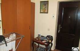 De vanzare 1 camera, 40 mp, balcon, parcare cu CF! Zona strazii Stejarului!