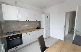 Apartament de 3 camere, 80mp, Decomandat, Tractorul