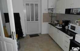 Apartament 3 camere, 116 mp, boxa la subsol, zona Pta. Mihai Viteazu!