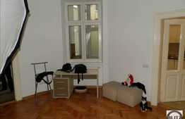 Apartament 3 camere, 116 mp, boxa la subsol, zona Pta. Mihai Viteazu!