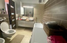 Apartament de 3 camere, terasa 28 mp, 3 locuri de parcare, Marasti