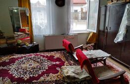 Casa cu 3 camere in Schei