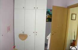 De vanzare 3 camere, 14 mp TERASA, etaj intermediar, zona Porii! Parcare!