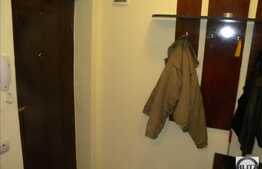 De vanzare 2 camere, 54 mp, decomandat, gradina de 51 mp! Zona strazii Porii!