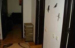 De vanzare 2 camere, 62 mp, decomandat, zona strazii Florilor! Parcare!