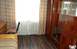 Apartament 3 camere, 70 mp utili, decomandat, zona strazii N. Titulescu