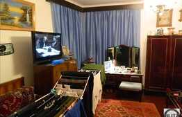 Apartament 3 camere, 83 mp, curte proprie, garaj, zona Constantin Brancusi!