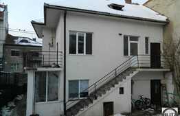 Apartament 3 camere, 83 mp, curte proprie, garaj, zona Constantin Brancusi!