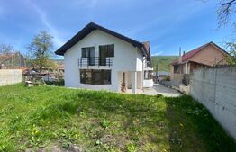 Duplex 155 mp, 400 mp teren, semifinisat, situat în Valea Chintăului