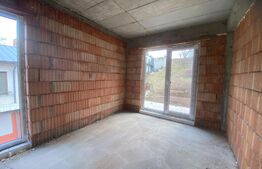 Casa de vanzare intr-o zona rezidentiala de case si vile din Gruia