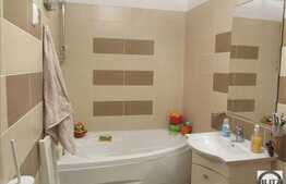 Vanzare 3 camere, 2 nivele, 100 mp, zona Tautiului! Parcare inclusa!