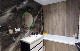 Apartament de lux, 76mp, 3 camere, loc de parcare subteran+boxa, zona Sub Cetate!