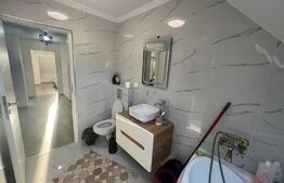 Apartament 3 camere, 2 bai, 72 mp, decomandat si terasa 14mp orientare sudica in zona Cetatii