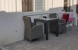 Apartament 2 dormitoare, 53 mp, gradina 35mp, zona Vivo