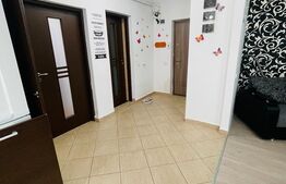 Apartament 2 camere, 73mp, parcare, etaj intermediar, zona Porii 