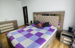 Apartament 2 camere, 73mp, parcare, etaj intermediar, zona Porii 