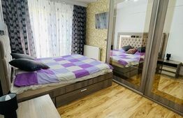 Apartament 2 camere, 73mp, parcare, etaj intermediar, zona Porii 