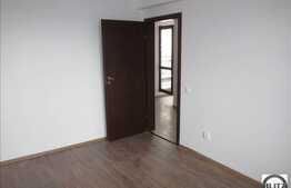 2 camere, 52 mp urili, garaj, boxa, 2 terase 50 mp, zona strazii Romul Ladea