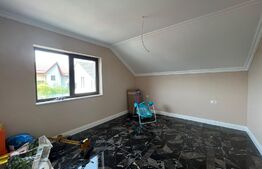 Duplex de 160mp, 310mp curte, parcare, zona Sub Coasta