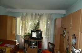 De vanzare apartament cu 3 camere , loc parcare, in zona strazii Dunarii