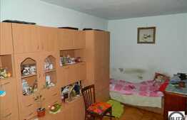 De vanzare apartament cu 3 camere , loc parcare, in zona strazii Dunarii