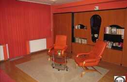 3 camere, 126 mp, etaj intermediar, parcare, zona strazii A.V.Voievod!