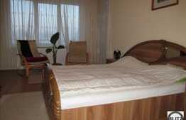 3 camere, 126 mp, etaj intermediar, parcare, zona strazii A.V.Voievod!