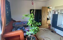 Apartament cu 2 camere decomandat cu balcon zona Regal 