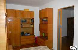 Apartament de vanzare, 4 camere, 70,11 mp, zona strazii 1 Decembrie!