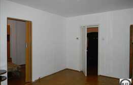 Apartament de vanzare, 4 camere, 70,11 mp, zona strazii 1 Decembrie!