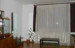 Apartament de vanzare, 4 camere, 70,11 mp, zona strazii 1 Decembrie!