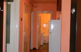 Apartament de vanzare, 4 camere, 70,11 mp, zona strazii 1 Decembrie!