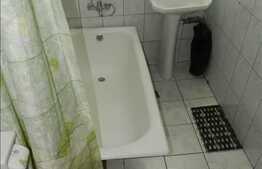 De inchiriat garsoniera la casa, 32 mp utili, zona 7 strazi!