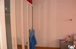 Suprafata generoasa la apartament cu 3 camere