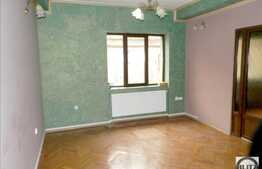 Apartament 4 camere, 97 mp utili, boza la subsol, zona strazii Eroilor