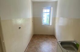 Apartament cu 2 camere + balcon zona Mehedinti