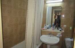 Apartament de vanzare, 3 camere, decomandat, zona strazii 21 Decembrie!