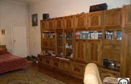 Apartament 3 camere, 122 mp utili, boxa la subsol, zona Piata Mihai Viteazul