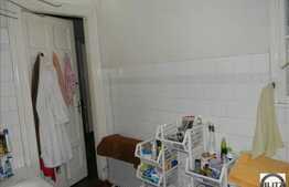 Apartament 3 camere, 122 mp utili, boxa la subsol, zona Piata Mihai Viteazul