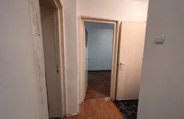 Apartament de 2 camere decomandate, 50 mp, zona Hotel Royal